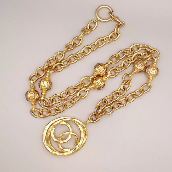 CHANEL CC Logo Chain Long Pendant Necklace 28 Gold France Vinatge 75RL063